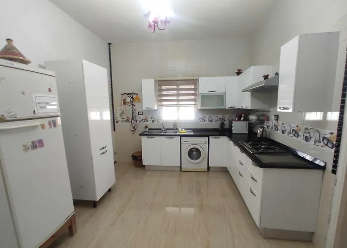 Villa Mimosa Avec Parking Interieur